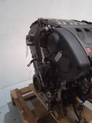 Pièce détachée automobile d'occasion moteur complet pour peugeot 406 coupe (s1/s2) 3.0 v6 références oem iam xfz  