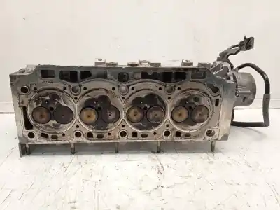 Pièce détachée automobile d'occasion culasse du moteur pour renault megane ii berlina 3p 1.9 dci diesel 120 cv / 88 kw références oem iam f9q800  