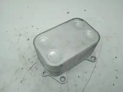 Pezzo di ricambio per auto di seconda mano RADIATORE OLIO MOTORE per VOLKSWAGEN GOLF VI (5K1)  Riferimenti OEM IAM   