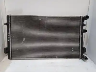 Автозапчасти б/у ВОДЯНОЙ РАДИАТОР за SEAT LEON (1M1)  ссылки OEM IAM 1J0121253AF  