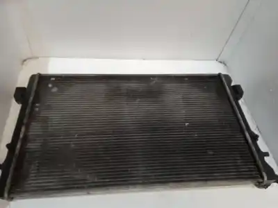 Pezzo di ricambio per auto di seconda mano radiatore d acqua per seat leon (1m1) 1.9 tdi riferimenti oem iam 1j0121253af  