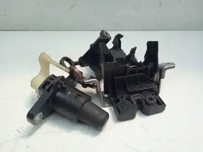 Pièce détachée automobile d'occasion coffre / serrure de porte pour toyota aygo 1.0 cat références oem iam 691500h020  
