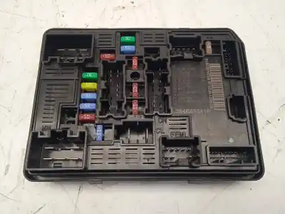 İkinci el araba yedek parçası RÖLE/SIGORTA KUTUSU için RENAULT CLIO V  OEM IAM referansları 284B69541R  
