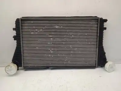 Pezzo di ricambio per auto di seconda mano INTERCOOLER per VOLKSWAGEN GOLF PLUS (5M1)  Riferimenti OEM IAM 1K0145803E  