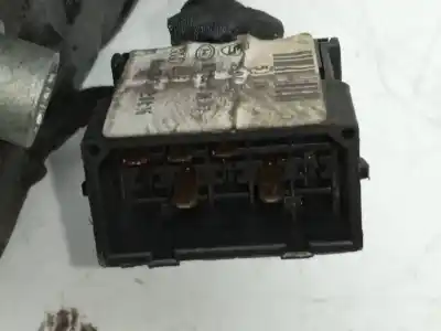 Pezzo di ricambio per auto di seconda mano specchio sinistro per audi a3 (8l) 1.9 tdi ambiente riferimenti oem iam rs0225341  