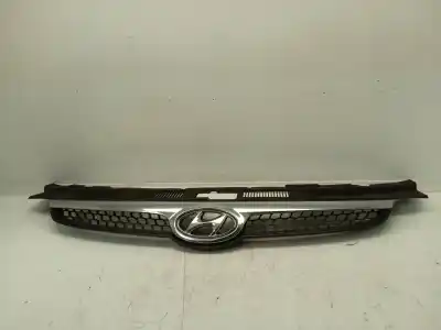 Pièce détachée automobile d'occasion grille avant pour hyundai i30 2.0 crdi cat références oem iam misc2522  