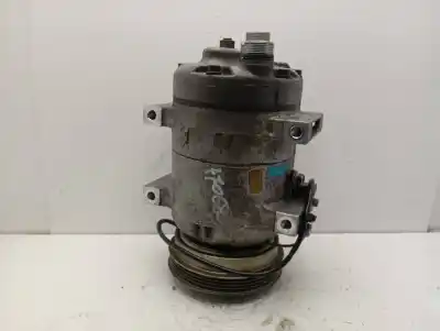 Pezzo di ricambio per auto di seconda mano COMPRESSORE ARIA CONDIZIONATA per VOLKSWAGEN PASSAT BERLINA (3B2)  Riferimenti OEM IAM 8D0260805D  