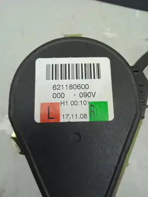 Second-hand car spare part rear right seat belt for seat leon (5f1) style visio oem iam references 621180600 Second-hand car spare part rear right seat belt for seat leon (5f1) style visio oem iam references 621180600