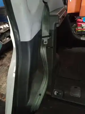 İkinci el araba yedek parçası arka sag emniyet kemeri için hyundai i30 1.4 cat oem iam referansları 898102l010  