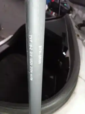 Peça sobressalente para automóvel em segunda mão amortecedores do tronco / porta por hyundai i30 (fd) 1.4 referências oem iam 817812r000