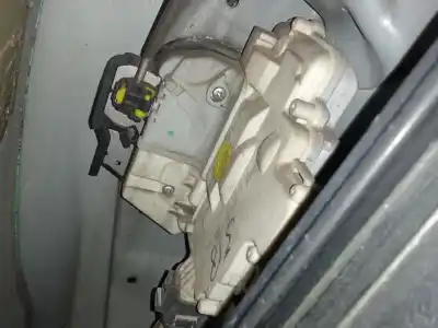 Second-hand car spare part front right door lock for audi a6 berlina (4f2) 3.2 fsi oem iam references 4f1837016