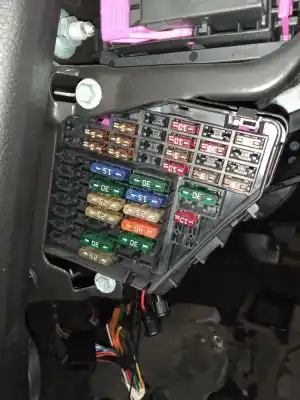 Second-hand car spare part fuse box unit for audi a6 berlina (4f2) 3.2 fsi oem iam references 