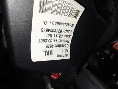 Peça sobressalente para automóvel em segunda mão caixa de fusíveis e relés por audi a6 berlina (4f2) 2.0 16v tfsi referências oem iam 