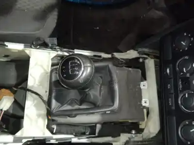 Peça sobressalente para automóvel em segunda mão alavanca de velocidades por audi a6 berlina (4f2) 2.0 16v tfsi referências oem iam 4f0711406