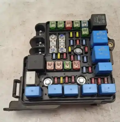 Second-hand car spare part fuse box unit for hyundai i30cw 1.6 crdi cat oem iam references 919501h030