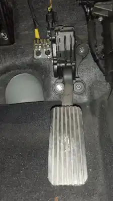 Second-hand car spare part accelerator pedal for hyundai i30cw 1.6 crdi cat oem iam references 
