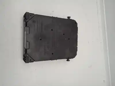 Second-hand car spare part fuse box unit for ds 3 crossback so chic oem iam references 9832880380  