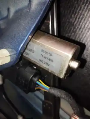 Peça sobressalente para automóvel em segunda mão elevador de vidros traseiro direito por bmw serie 1 berlina (e81/e87) 2.0 16v diesel cat referências oem iam 71001603