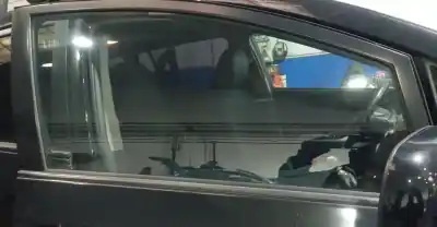Автозапчастина б/у передній правий місяць для toyota verso (_r2_) 2.0 d-4d (aur20_) посилання на oem iam   