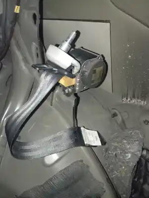 Автозапчастина б/у задній правий ремін безпеки для toyota verso (_r2_) 2.0 d-4d (aur20_) посилання на oem iam 610298700c  3 fila