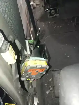 Автозапчасти б/у правый передний ремень безопасности за toyota verso (_r2_) 2.0 d-4d (aur20_) ссылки oem iam 306645299fk  