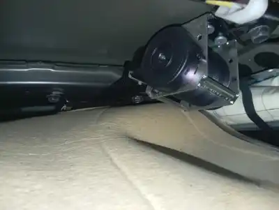 Автозапчасти б/у центральный задний ремень безопасности за toyota verso (_r2_) 2.0 d-4d (aur20_) ссылки oem iam 610309000b  