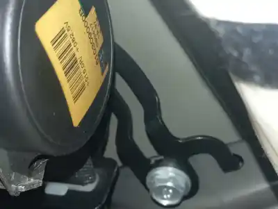 Автозапчастина б/у центральний задній ремін безпеки для toyota verso (_r2_) 2.0 d-4d (aur20_) посилання на oem iam 610309000b
