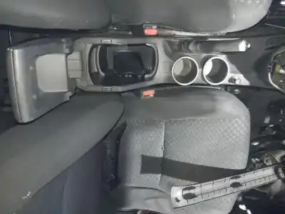 Автозапчасти б/у центральный подлокотник за toyota verso (_r2_) 2.0 d-4d (aur20_) ссылки oem iam   