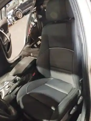 Peça sobressalente para automóvel em segunda mão assento dianteiro esquerdo por bmw serie 1 berlina (e81/e87) 2.0 turbodiesel cat referências oem iam 