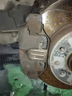 Peça sobressalente para automóvel em segunda mão pinça de travão dianteira direita por bmw serie 1 berlina (e81/e87) 2.0 turbodiesel cat referências oem iam 