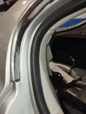Peça sobressalente para automóvel em segunda mão junta vedante da porta por renault laguna iii privilege referências oem iam 828320001r