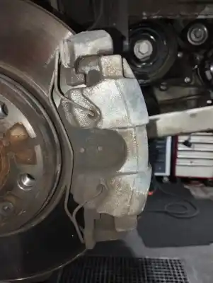 Peça sobressalente para automóvel em segunda mão pinça de travão dianteira direita por renault laguna iii privilege referências oem iam 410010001r