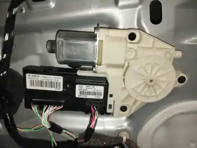 Peça sobressalente para automóvel em segunda mão elevador de vidros dianteiro direito por renault laguna iii privilege referências oem iam 978408100