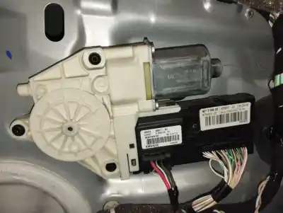 Peça sobressalente para automóvel em segunda mão elevador de vidros dianteira esquerda por renault laguna iii privilege referências oem iam 978399100
