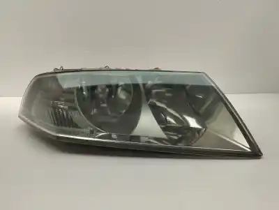 Peça sobressalente para automóvel em segunda mão farol / farolim direito por skoda octavia berlina (1z3) 2.0 tdi 16v referências oem iam 1z1941016