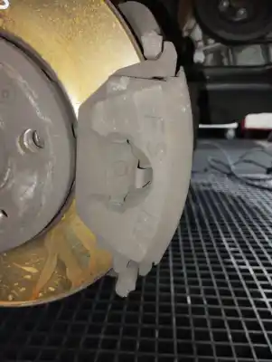 Peça sobressalente para automóvel em segunda mão pinça de travão dianteira direita por skoda fabia combi (5j5) 1.6 tdi 75 cv / 55 kw referências oem iam 1k0615124d