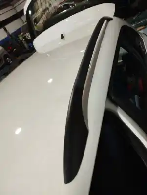 Peça sobressalente para automóvel em segunda mão barras porta-bagagens de tejadilho por skoda fabia combi (5j5) 1.6 tdi 75 cv / 55 kw referências oem iam las720001