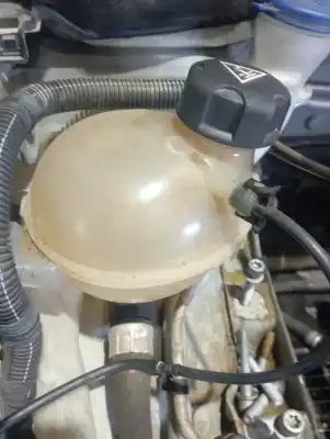 Peça sobressalente para automóvel em segunda mão depósito de expansão por citroen c3 1.0 vti referências oem iam 9800777280