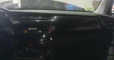 Peça sobressalente para automóvel em segunda mão tablier por citroen c3 1.0 vti referências oem iam 8247f7  