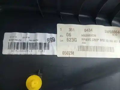 Second-hand car spare part left front door trim for citroen c3 1.0 vti oem iam references 96835050zm  