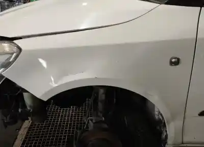 Peça sobressalente para automóvel em segunda mão guarda-lamas dianteiro esquerdo por skoda fabia combi (5j5) 1.6 tdi 75 cv / 55 kw referências oem iam 5j0821021a