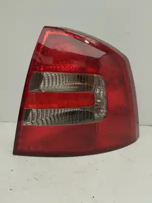 Peça sobressalente para automóvel em segunda mão farolim traseiro direito por skoda octavia berlina (1z3) 1.9 tdi referências oem iam 1z5945096a