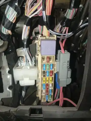 Автозапчасти б/у блок реле/предохранителей за renault modus / grand modus (f/jp0_) 1.2 16v (jp0w) ссылки oem iam 8200241944