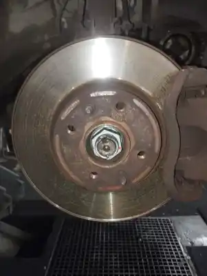 Pezzo di ricambio per auto di seconda mano attacco anteriore destro per citroen nemo 1.3 hdi fap riferimenti oem iam 3647a1