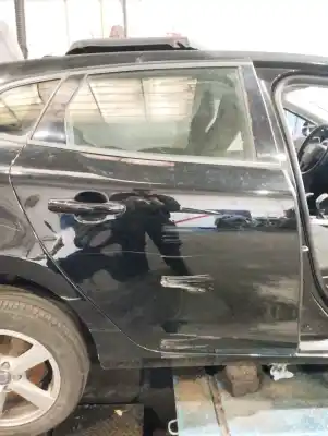 Gebrauchtes Autoersatzteil rechte hintere tür zum volvo v40 kinetic 120 cv / 88 kw oem-iam-referenzen 32351000  