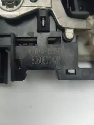 Second-hand car spare part exterior right rear door handle for renault scénic iii (jz0/1_) 1.5 dci oem iam references 806060042r  