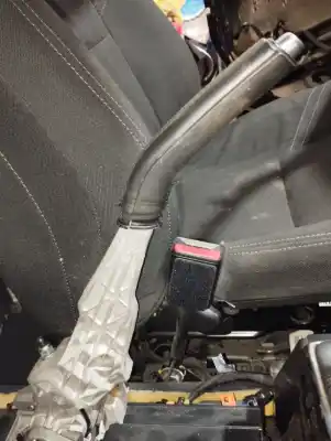 Second-hand car spare part handbrake lever for volvo v40 kinetic oem iam references 31381647