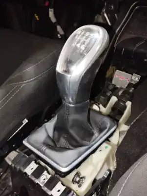 Peça sobressalente para automóvel em segunda mão ALAVANCA DE VELOCIDADES por VOLVO V40  Referências OEM IAM   