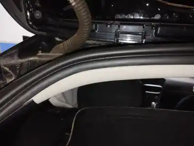 Second-hand car spare part rubber door seal for volvo v40 kinetic oem iam references 31385613