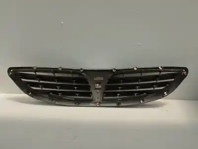 Автозапчасти б/у передняя решетка за ssangyong kyron 2.0 ссылки oem iam 7945109000  